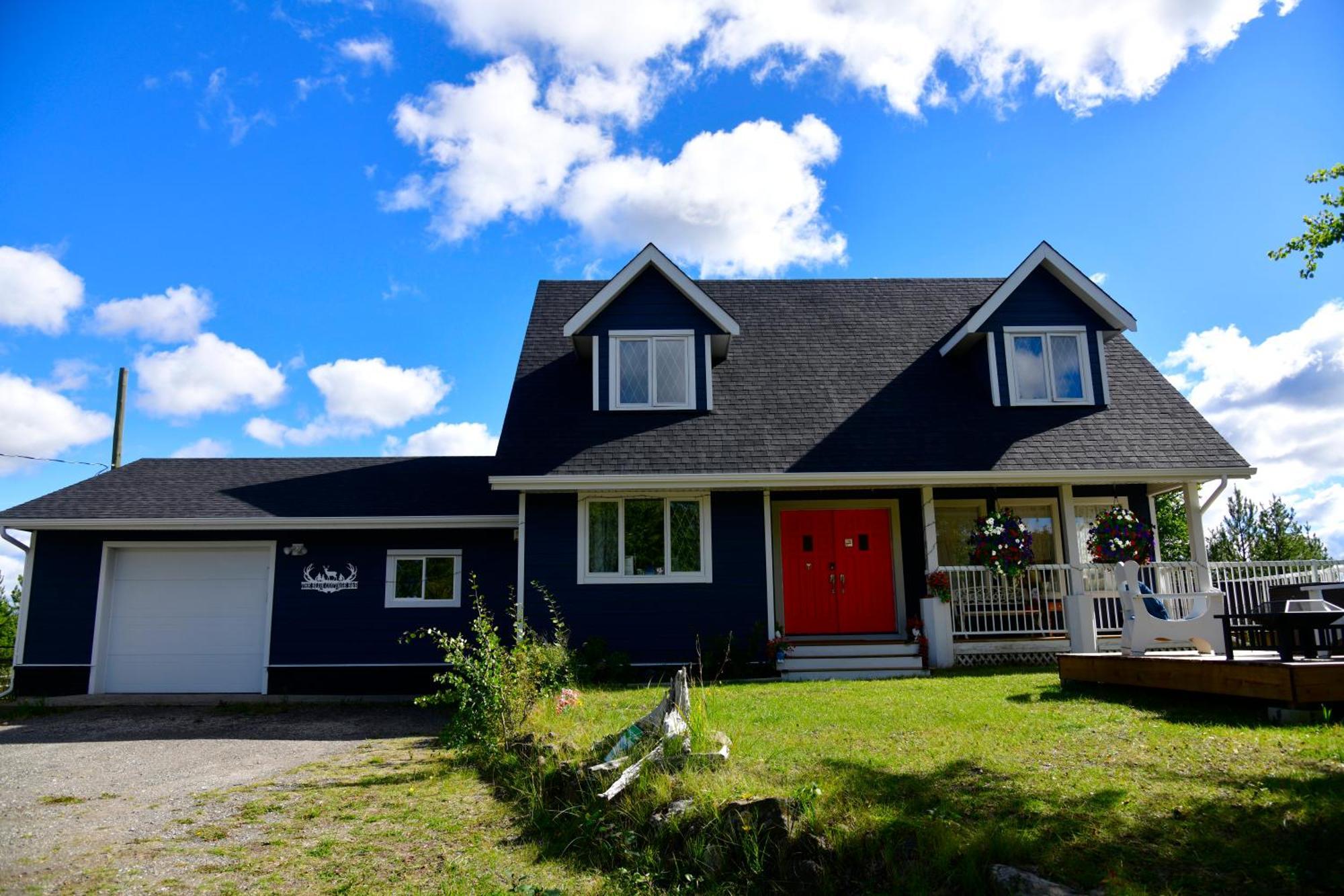 The Blue Cottage B&B Seventy Mile House Kültér fotó